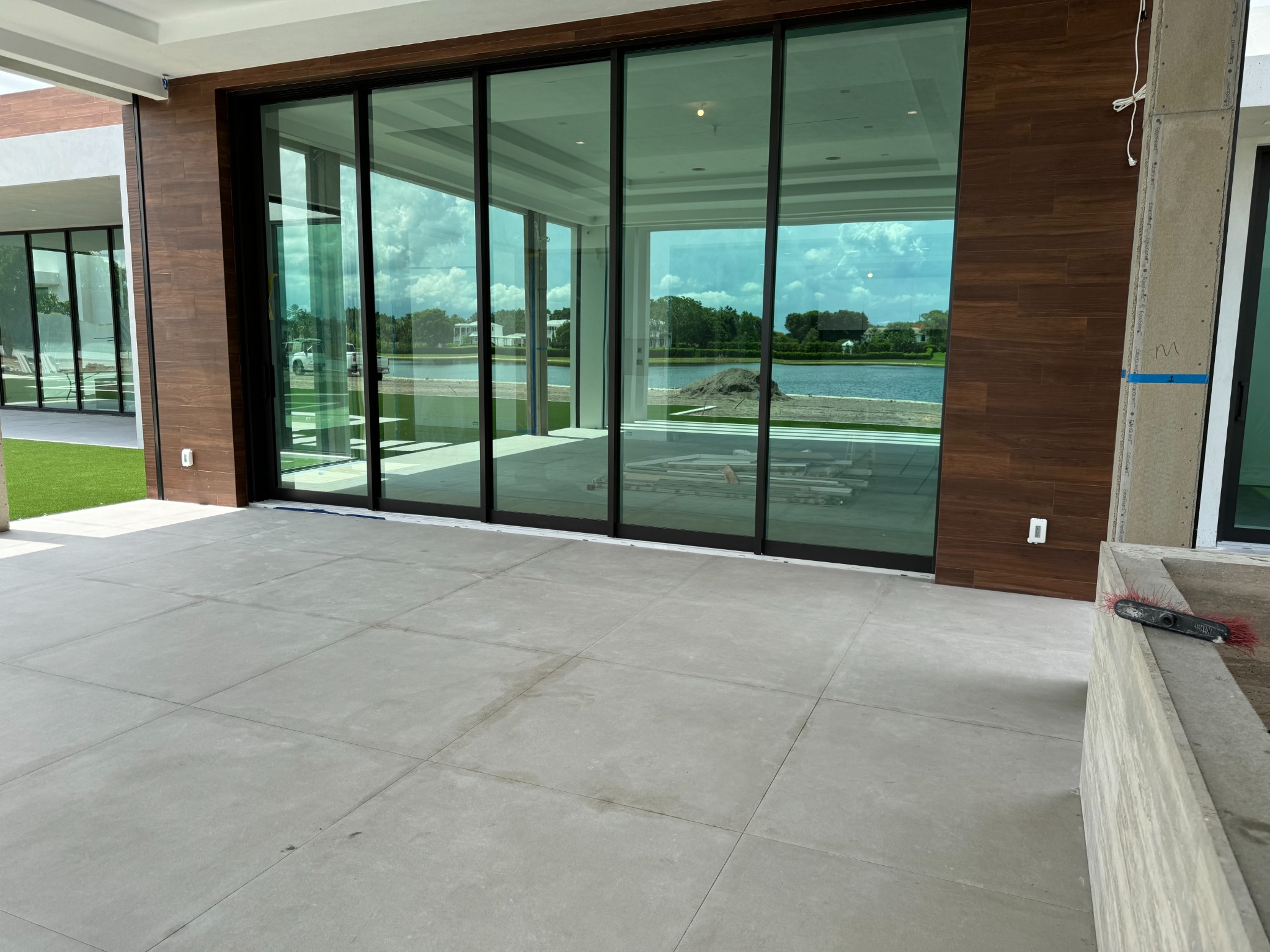 Expansive Openings